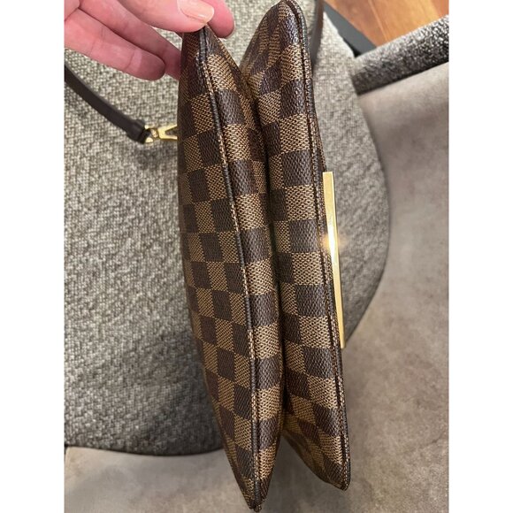 Louis Vuitton Damier Ebene Canvas Crossbody Bag With Gold Hardware & Adjustable - Picture 3 of 11